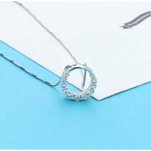 Sterling Silver Circle Rhinestone Pendant Necklace - Sterling Silver 925 - NEW - Picture 2 of 3